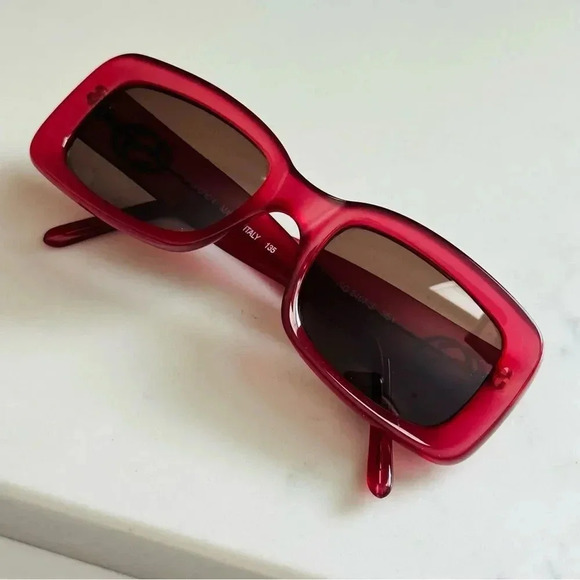 Rare Vintage Authentic Gucci GG
2407/S 3BY Cherry 51mm Gray
Gradient Sunglasses - Picture 3 of 12